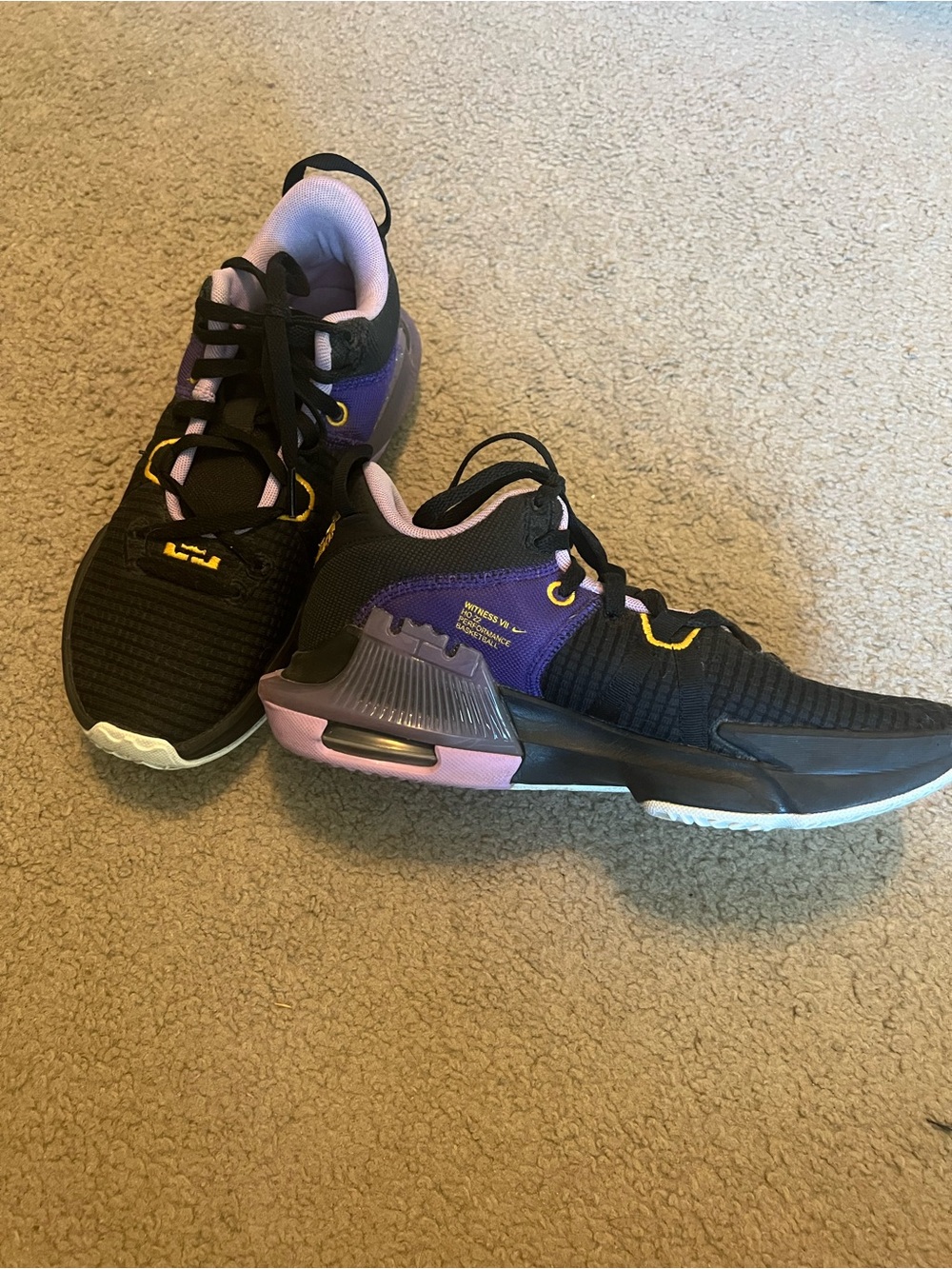 Nike Men's LeBron Witness VII Black & Purple Basketball Sneakers